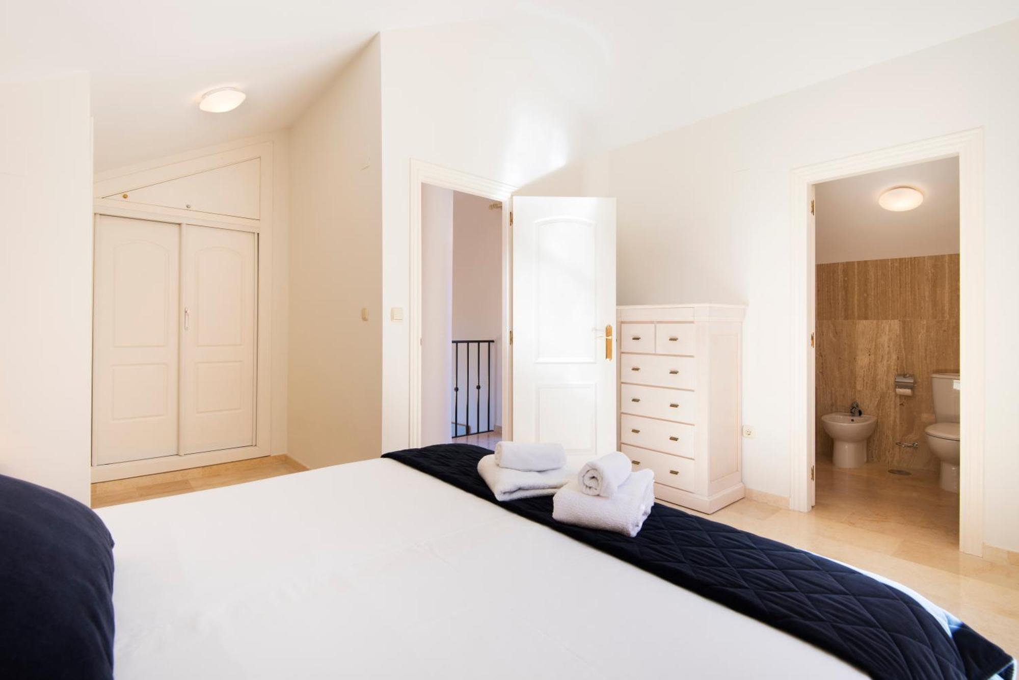 Rentandhomes Penthouse Elviria Golf Marbella Dış mekan fotoğraf