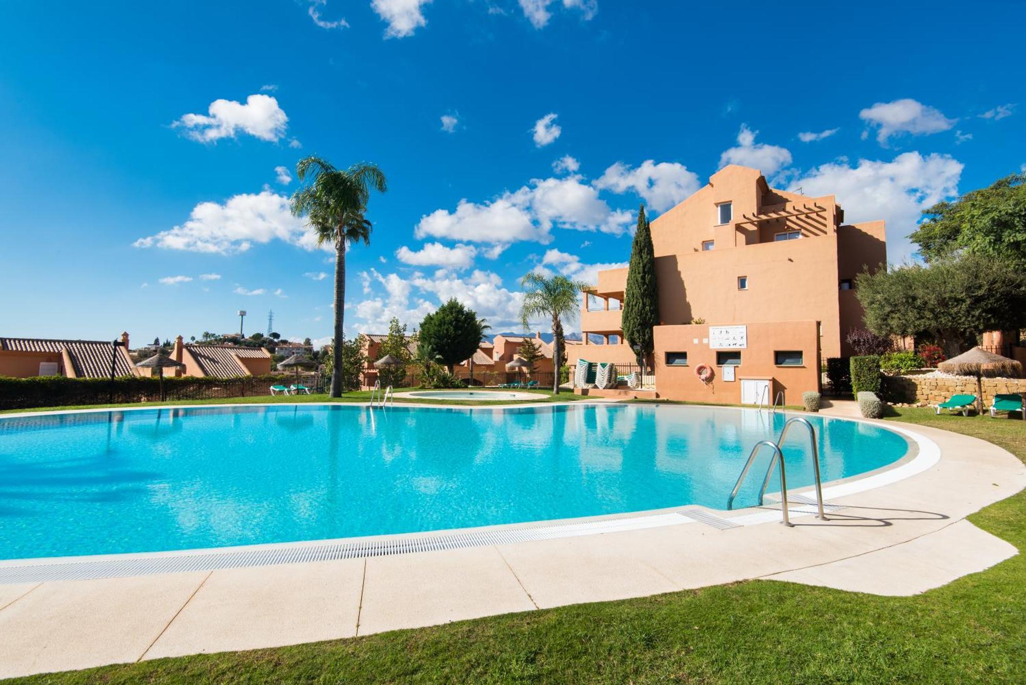 Rentandhomes Penthouse Elviria Golf Marbella Dış mekan fotoğraf